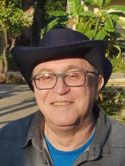 Писатель Евгений Якубович